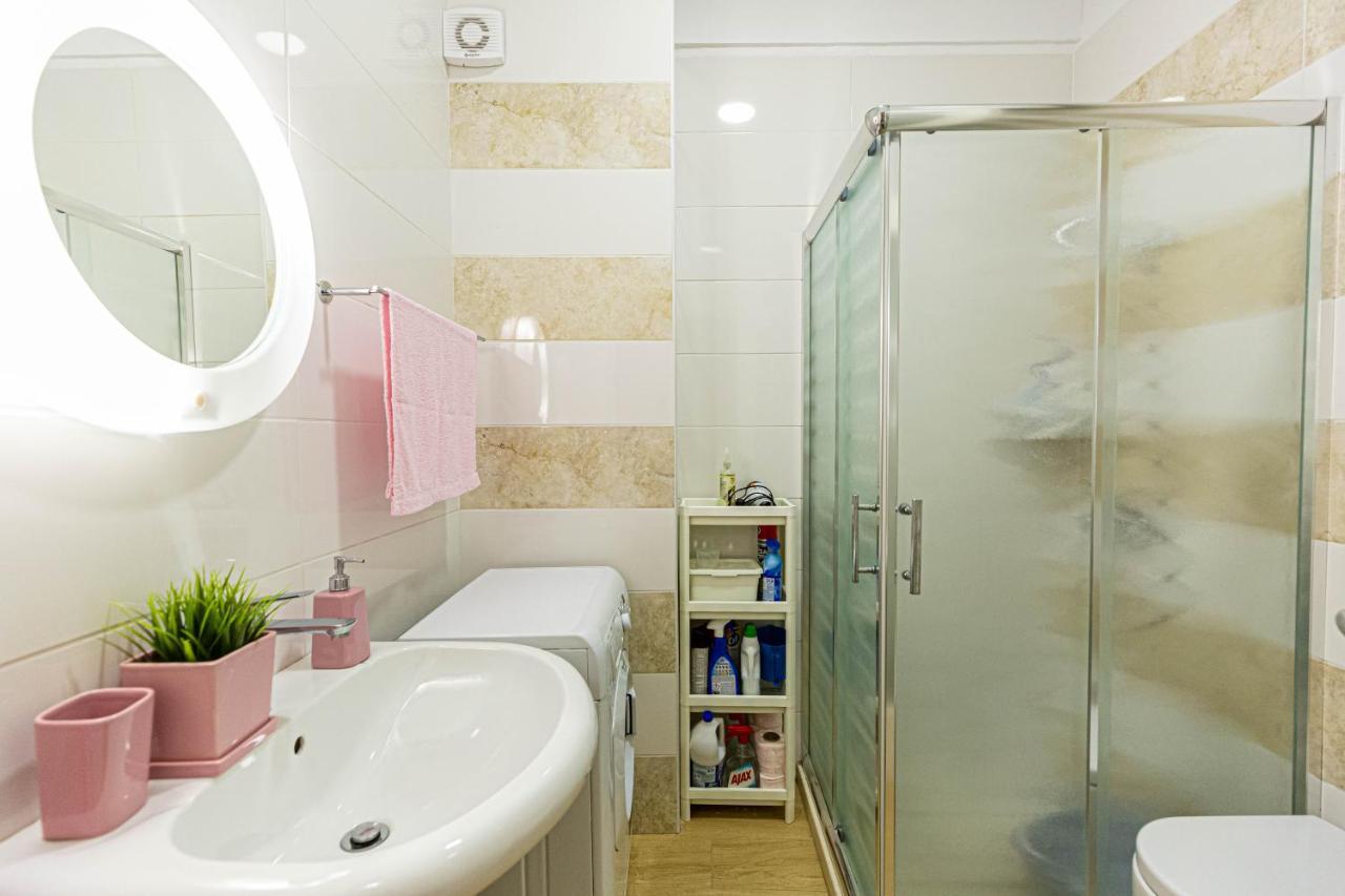 Villa Amos At Aquamarine Residence วญอเรอ ภายนอก รูปภาพ